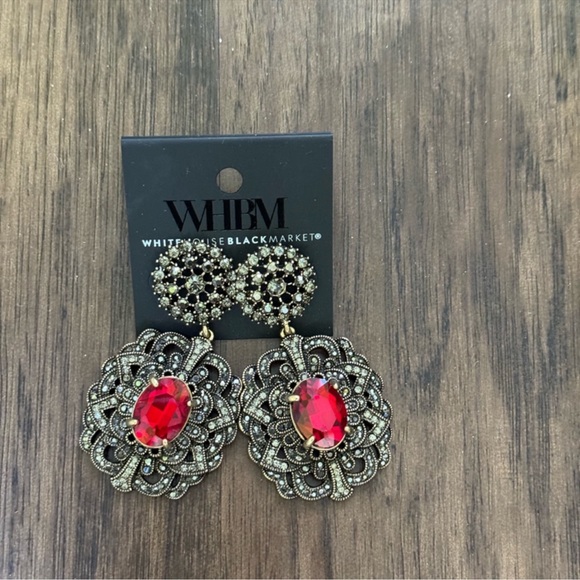 WHBM statement drop earring - Picture 4 of 13
